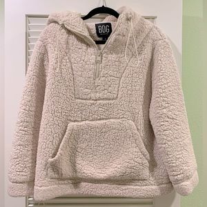 ✨ URBAN OUTFITTERS SHERPA JACKET ✨